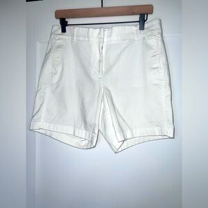 J CREW white chino flat front 7” inseam shorts, women’s size 8